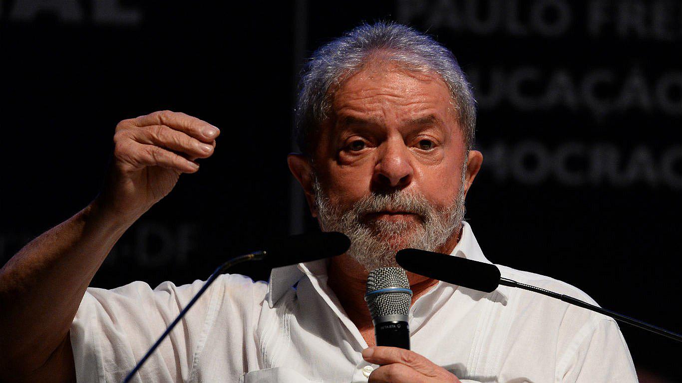 Lula da Silva deslizó la posibilidad de postular una vez más