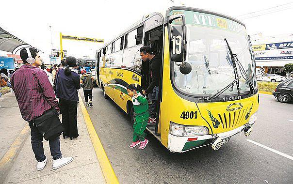 ​Hasta con S/. 790 serán multados los vehículos públicos que no tengan asiento reservado
