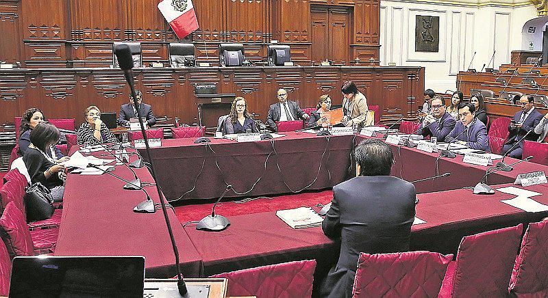 Constitución aprueba cambio que impide la reelección de Martín Vizcarra