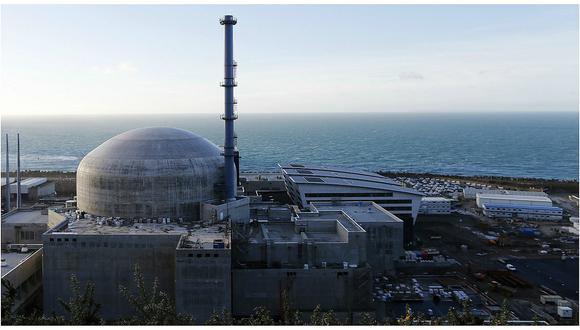 Francia: Explosión en central nuclear sin riesgo de contaminación
