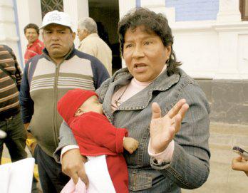 Reasignaciones de docentes siguen siendo cuestionadas