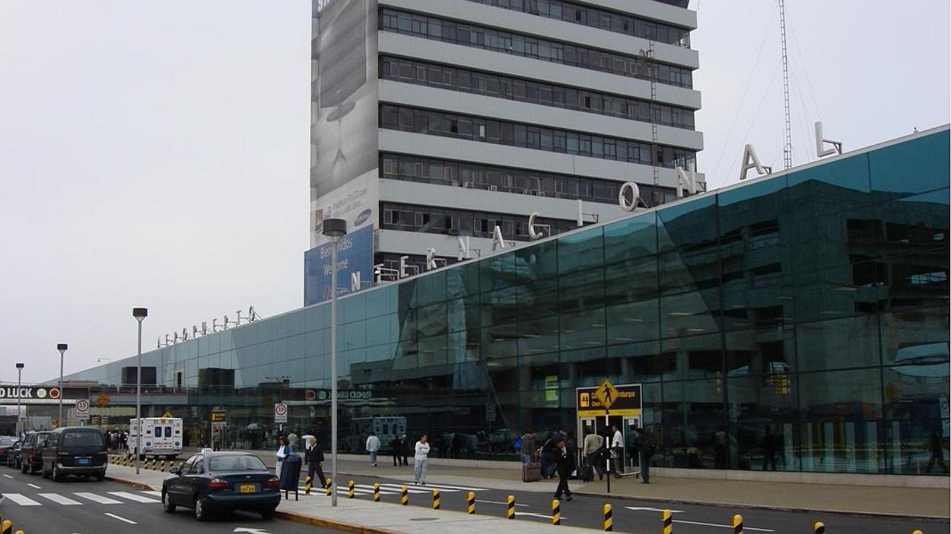 Dirección de Salud del Callao extrema medidas en aeropuerto por gripe AH1N1 