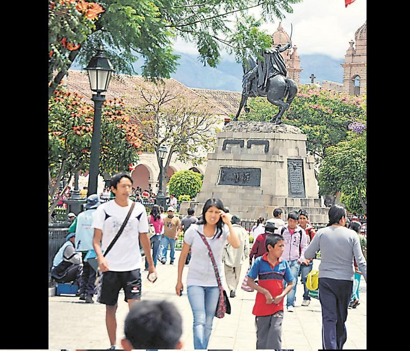Ayacucho: Viviendas son un peligro en la región
