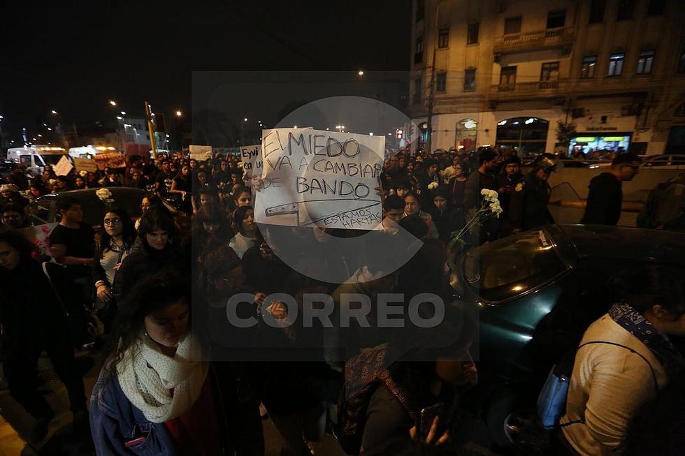 Así se desarrolló la marcha por la muerte de Eyvi Ágreda (FOTOS)
