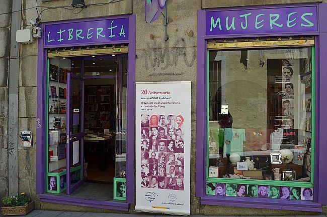 Librería dedicada a la literatura feminista se vuelve una de las más visitadas 