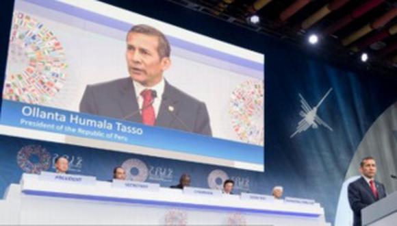Premian creatividad peruana en Junta de Gobernadores del BM y FMI
