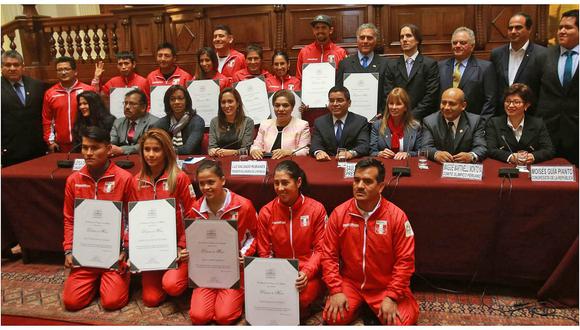 Río 2016: ​Congreso de la República otorga reconocimiento a deportistas olímpicos (VIDEO)
