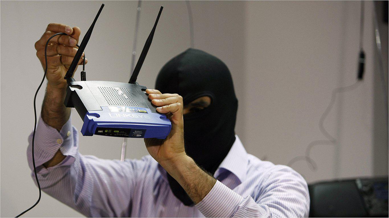 ​FBI lanza alerta mundial por ataque informático y pide reiniciar los routers