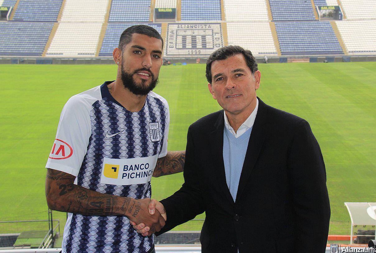 Alianza Lima: Uruguayo Adrián Balboa fue presentado en el club 'íntimo' (FOTOS y VIDEO)