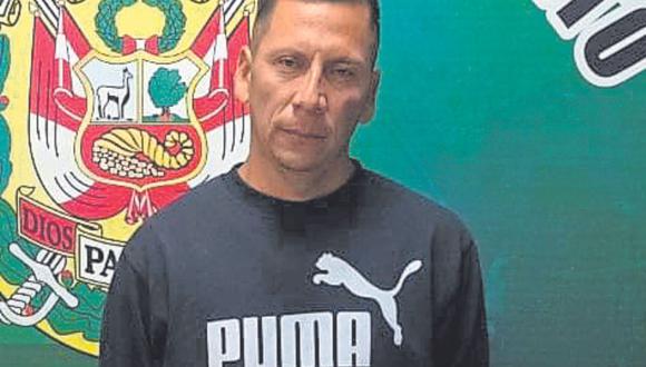 Javier Carrasco Flores es investigado por presuntamente haberle disparado en la boca a su expareja, durante una reunión social en San Jacinto.
