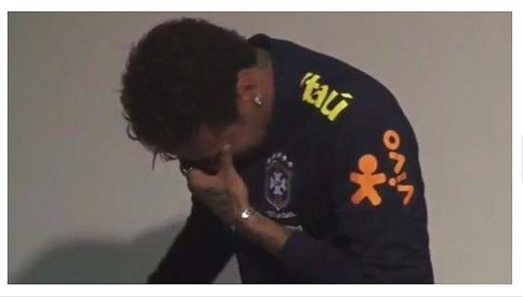 Neymar se va de conferencia de prensa en medio de lágrimas (VIDEO)