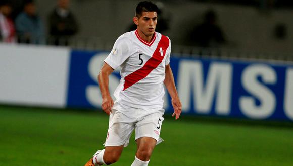 Carlos Zambrano sufre rotura de ligamentos cruzados durante amistoso contra Chile
