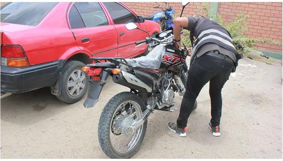 Un joven policía queda grave tras chocar su motocicleta  contra una mototaxi