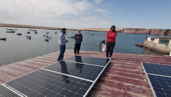 Pisco: Instalan sistema de paneles solares en el muelle de pescadores de Lagunilla