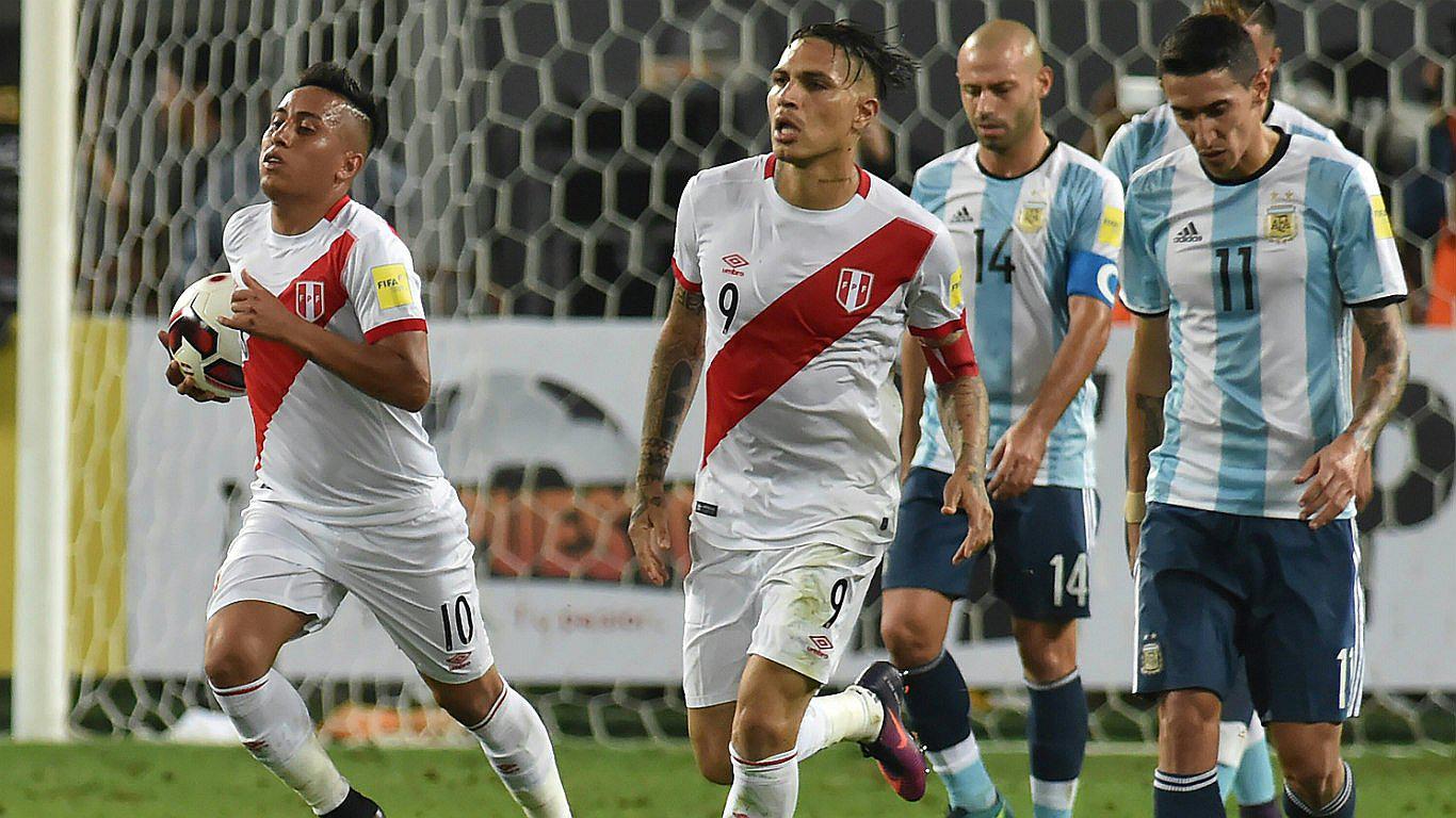 La desazón de este relator argentino tras los goles de Guerrero y Cueva (VIDEO)