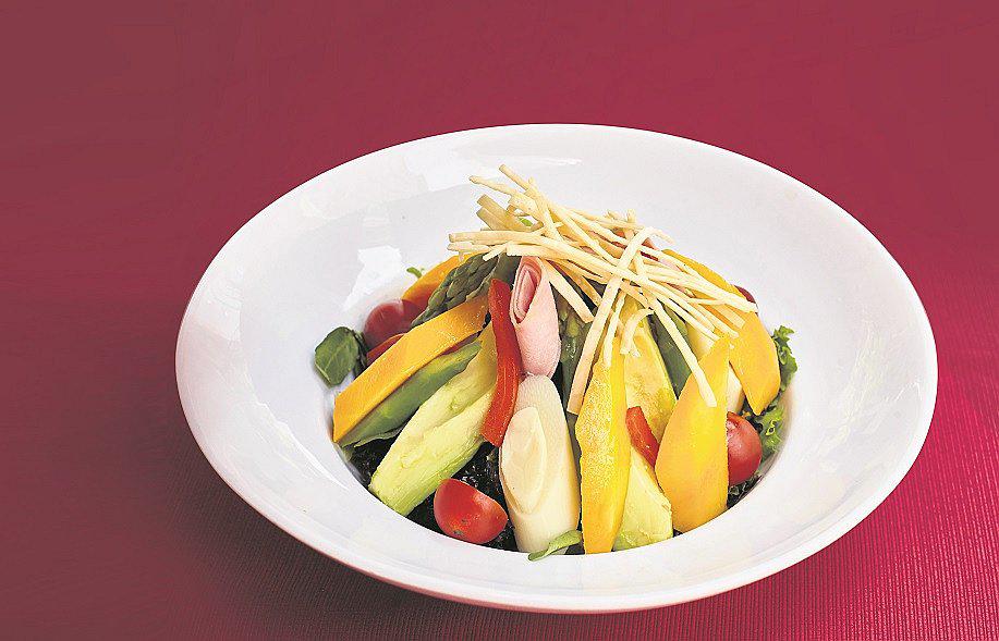 Café De La Paz y su fresca propuesta  de ensaladas