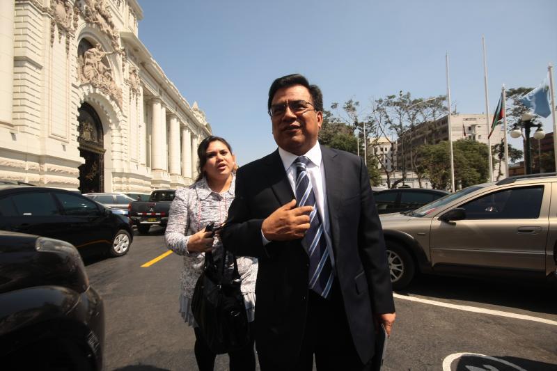 Javier Velásquez: "El caso de mi hijo es diferente al de Toledo"