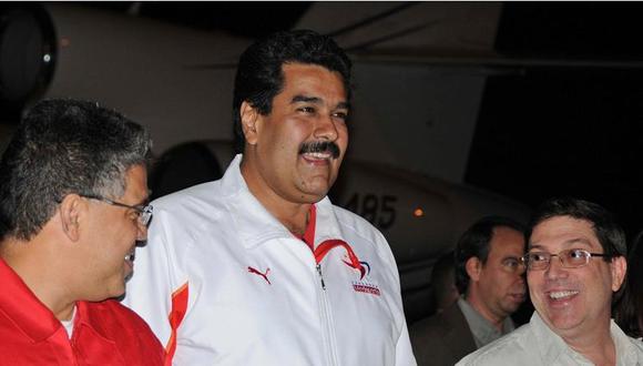 Maduro llega a Cuba para visitar a Chávez y "consultarle temas"
