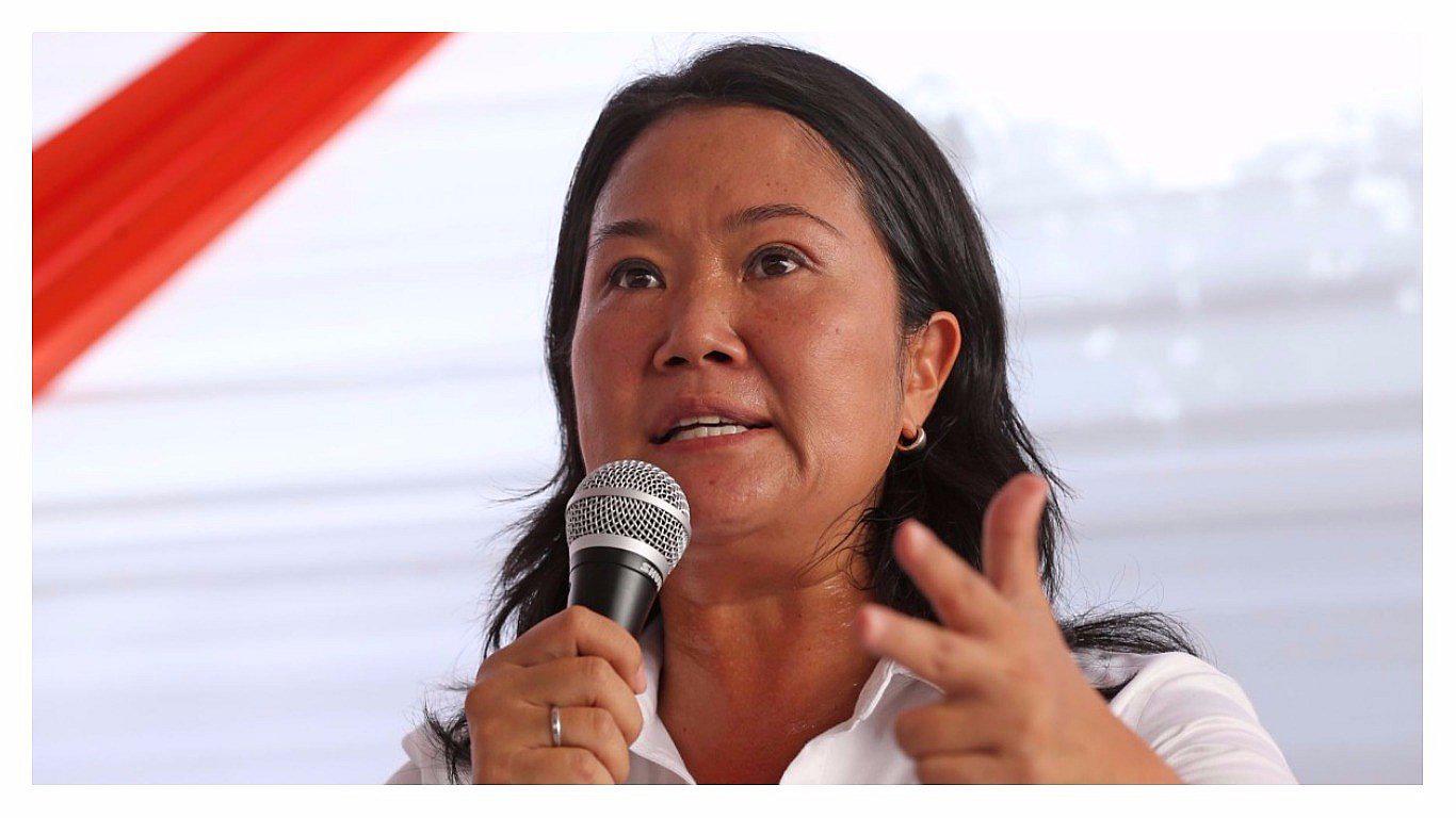 Keiko Fujimori analizará con Fuerza Popular la cuestión de confianza