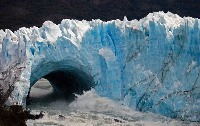 Argentina: Así fue la espectacular ruptura de un arco de hielo en glaciar Perito Moreno (VIDEO)