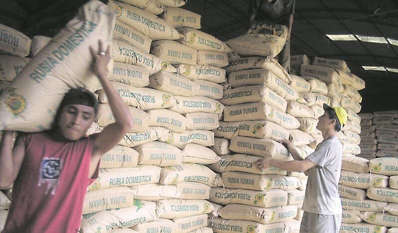 Economía: Sobretasas encarecen el maíz, arroz y azúcar