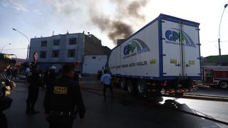 La Victoria: más de 10 unidades de bomberos atienden incendio en el Jr. Abtao 