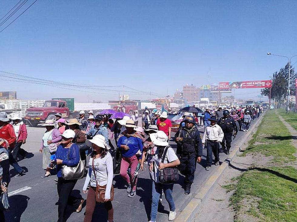Más de 500 protestaron para exigir la priorización de obras en el Cono Norte 