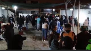 Sancionan a cien covidiotas por aglomeración en concierto