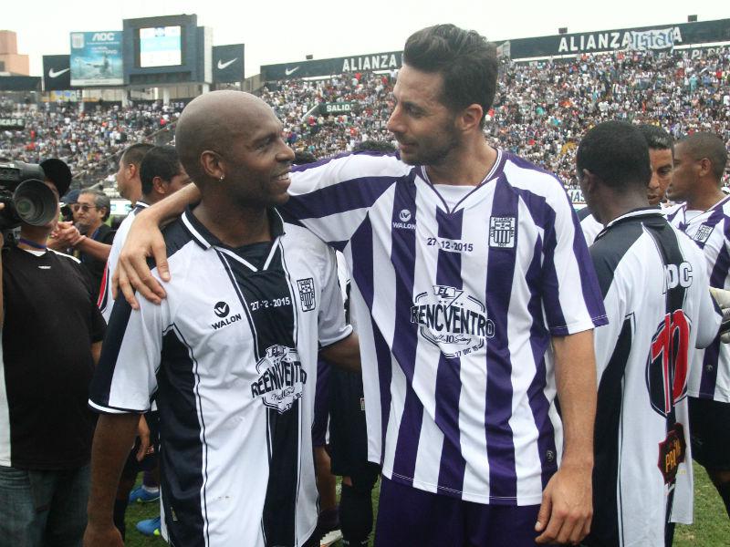 Claudio Pizarro sobre retirarse en Alianza Lima: "No descarto nada"