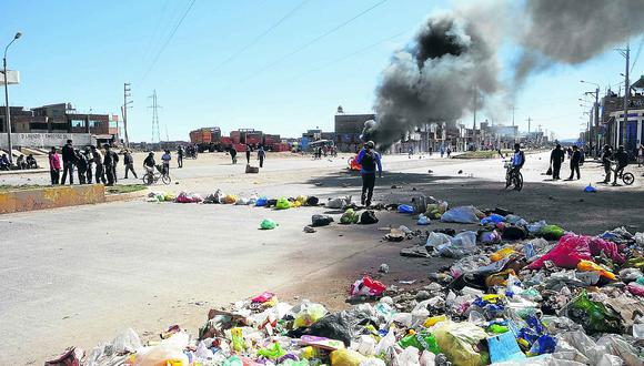 La protesta persiste en contra del “gasolinazo” en  Puno y Juliaca