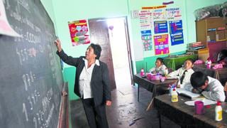 Ministerio de Educación supervisa reinicio a clases semipresenciales en colegios de Ica y Ayacucho