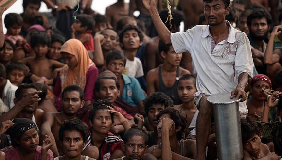 Malasia rechaza las críticas "injustas" por rechazar barcos con inmigrantes