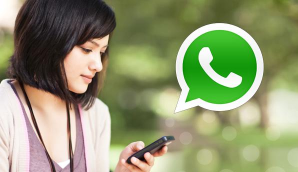 Los adolescentes latinoamericanos miran WhatsApp al despertar