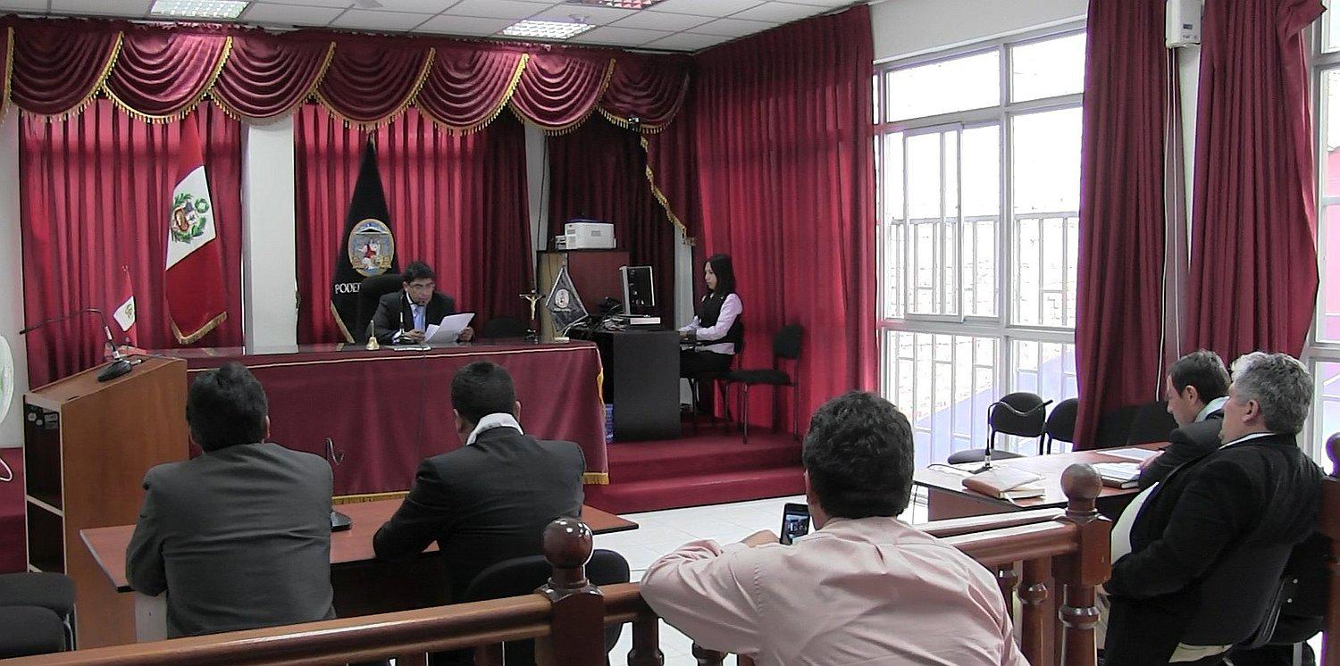 Seis años de cárcel para dos oficiales que se apropiaron de fondos de la Policía