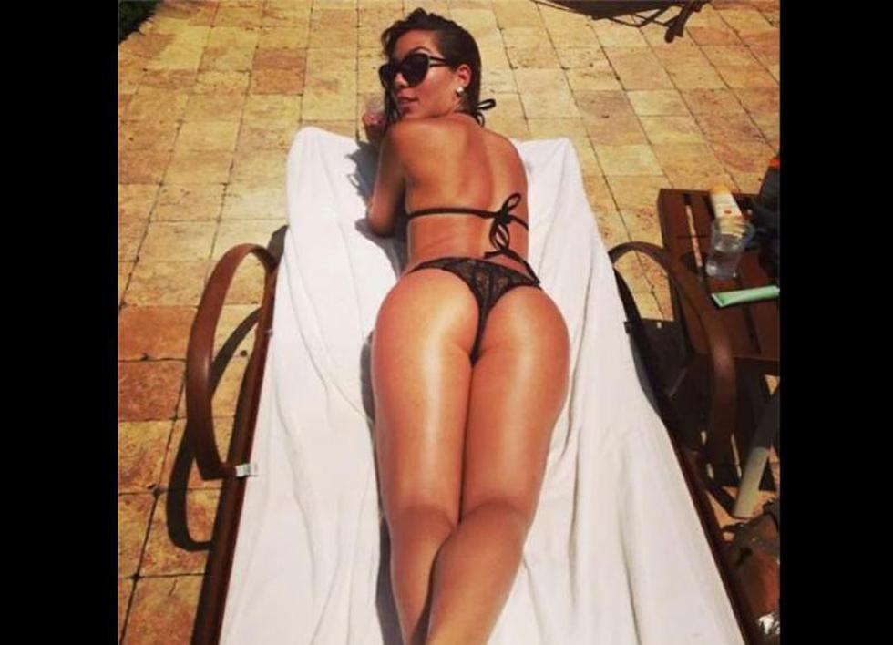 Hija de Alejandra Guzmán posó en sexy bikini  