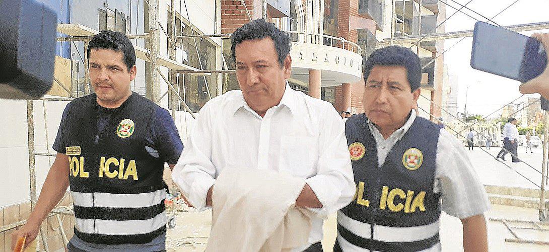 Fiscal pide 9 meses de prisión  preventiva para exgerente   de la comuna de José L. Ortiz 