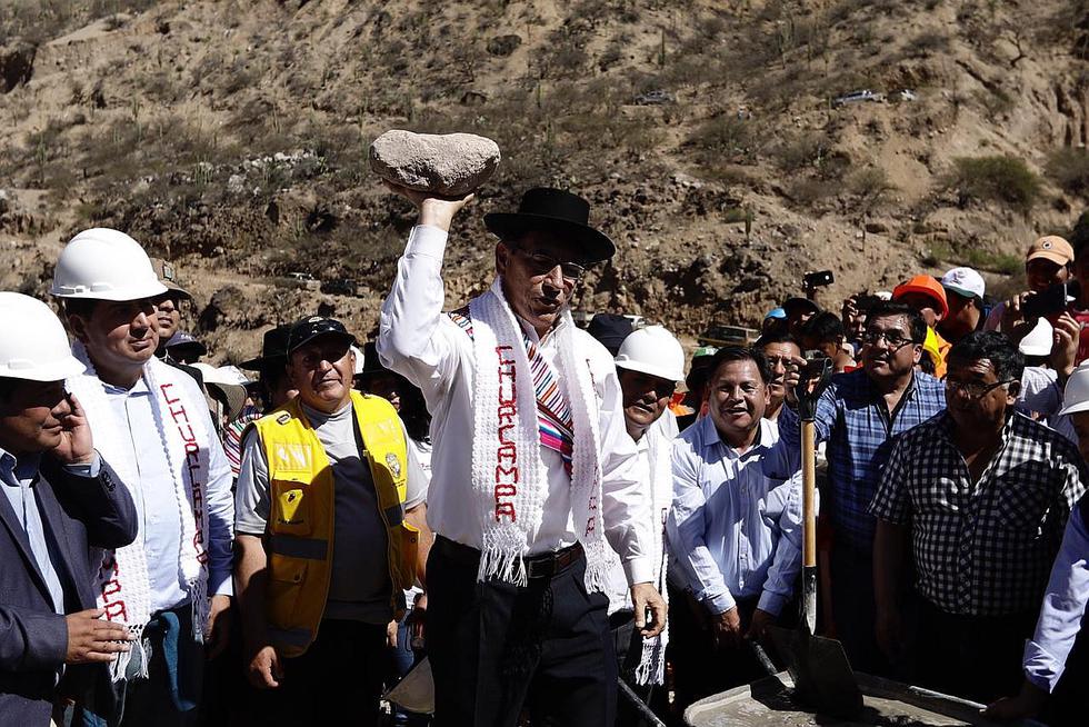Inician puente Chalhuan que unirá Ayacucho y Huancavelica 
