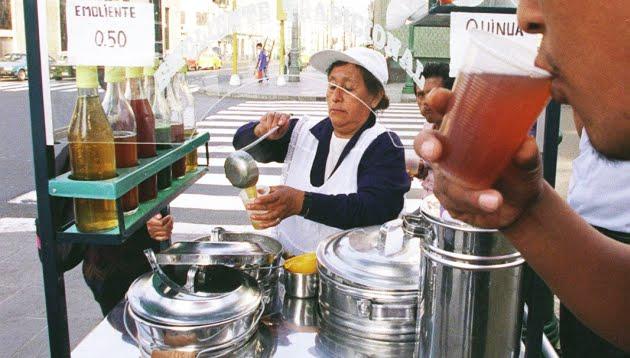 Conoce los beneficios de tomar emoliente a diario 