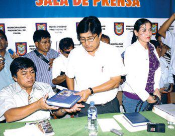 La Tortuga entre dos fuegos