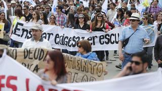 Estudiantes y profesores harán huelga contra el Gobierno