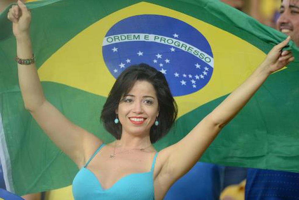 Brasil 2014: Adidas promueve "turismo sexual" en camisetas