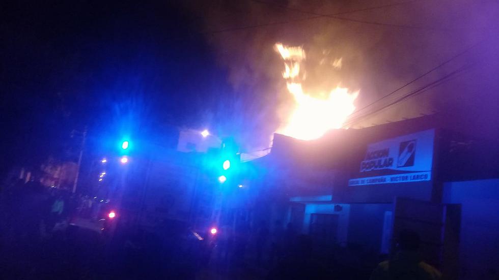 Fuerte incendio consume dos viviendas en la urbanización de Vista Alegre (VIDEO Y FOTOS) 
