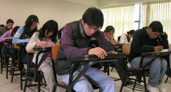 Examen extraordinario en abril