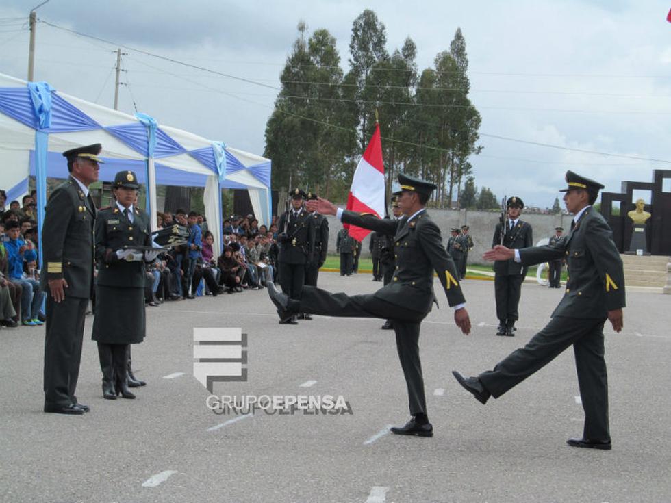160 suboficiales se gradúan de Escuela Técnica PNP de Huancayo