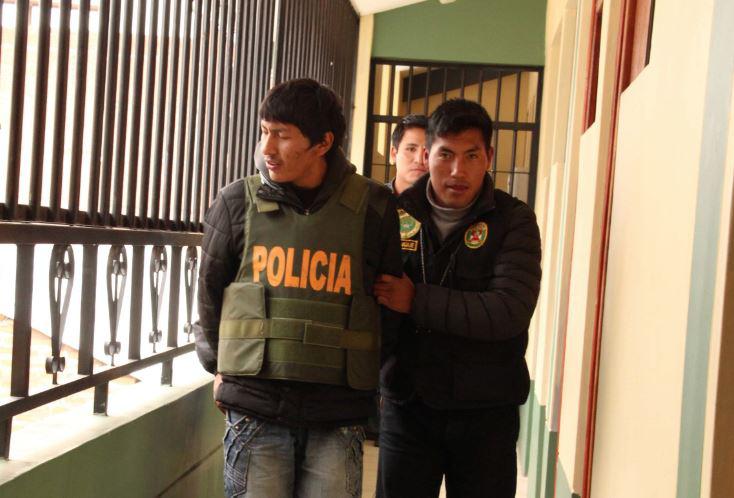 Universitario cae robando equipos de la UNA Puno