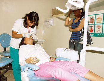 De cada diez niños nueve sufren de caries