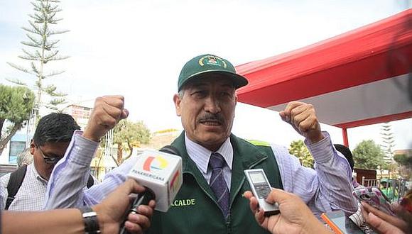 Alcalde de Cerro Colorado se salva de dos pedidos de  vacancia