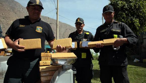 Policía decomisa 124 kilos de droga en el Callao y detiene a cinco personas