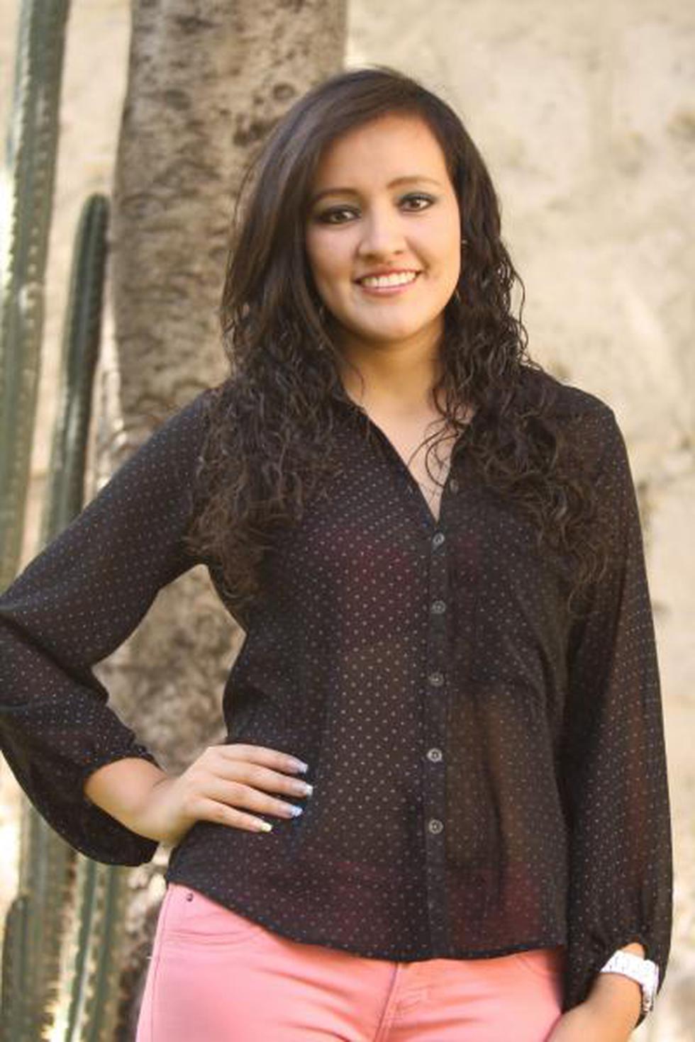 Señorita Camaná, derrochando belleza, alegría y sencillez