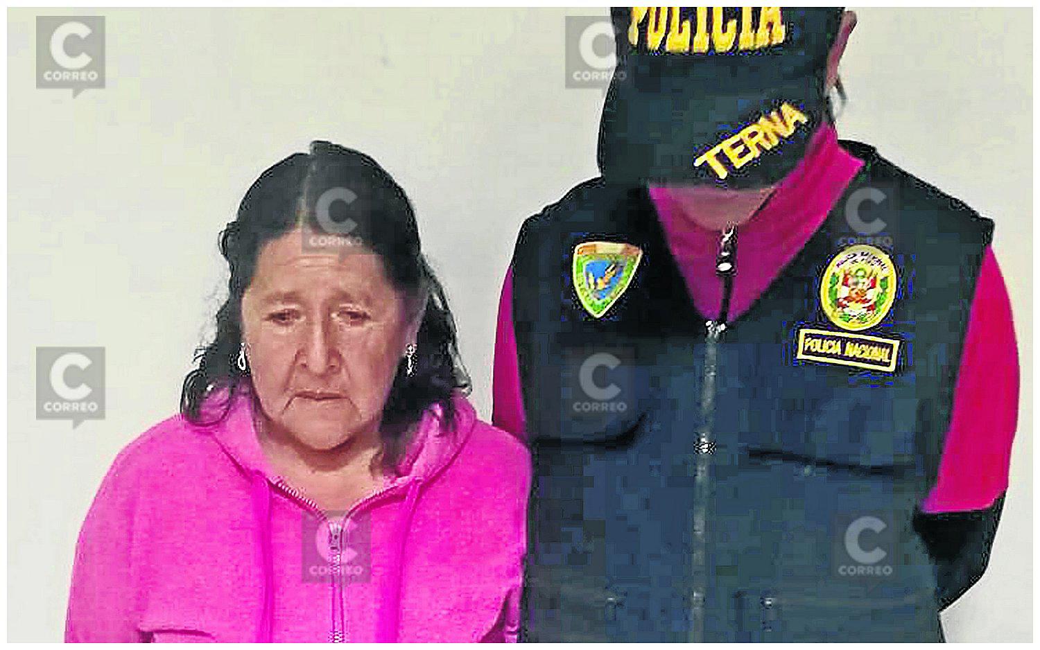 ​Mujer de 70 años cae con 29 paquetitos de cocaína en el bolsillo de su casaca